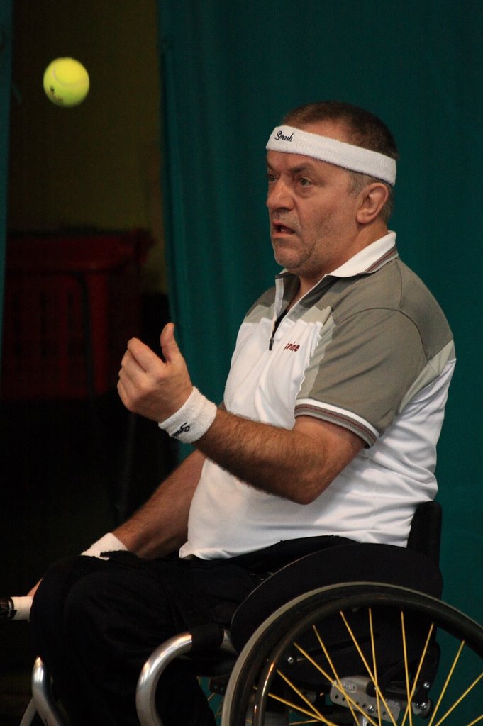 Bitte sende Deine Foto an info@wheelchairtennis.ch