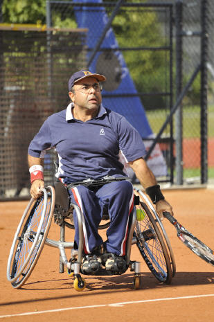 Bitte sende Deine Foto an info@wheelchairtennis.ch