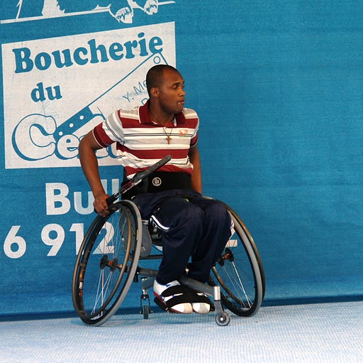 Bitte sende Deine Foto an info@wheelchairtennis.ch